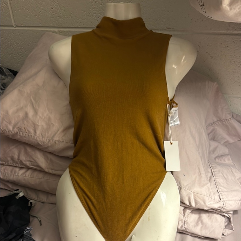 Good American Gold Fitted Sleeveless Bodysuit